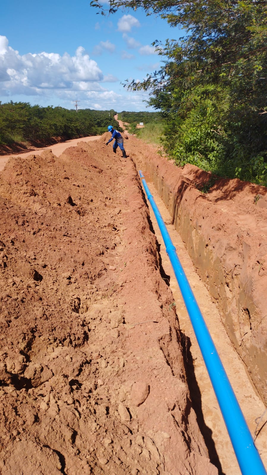 Prefeitura de Serra do Mel conclui obra de adutora para beneficiar Vila Goiás