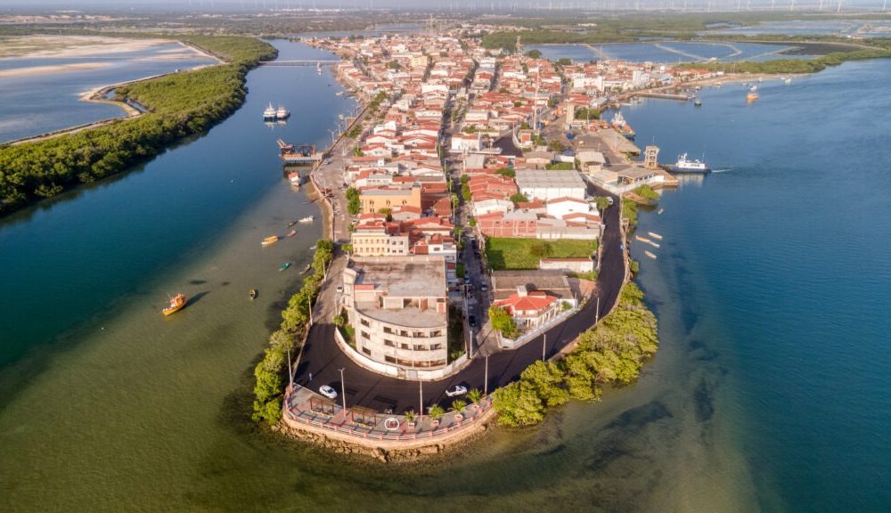 GOVERNO HELIO INICIA 2025 COM 50 MILHÕES A MENOS NOS COFRES DA PREFEITURA DE GUAMARÉ.