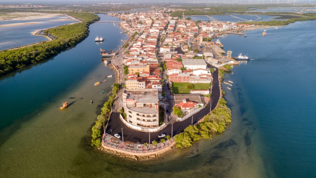 GOVERNO HELIO INICIA 2025 COM 50 MILHÕES A MENOS NOS COFRES DA PREFEITURA DE GUAMARÉ.