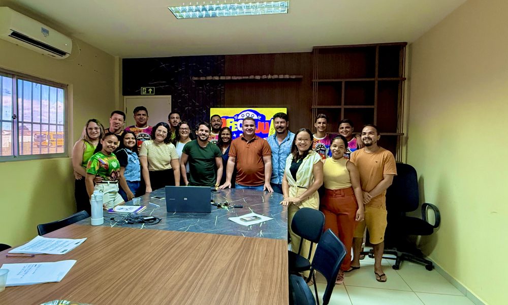 Cultura reúne presidentes de quadrilhas juninas de Serra do Mel