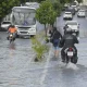 NATAL DEBAIXO D’ÁGUA: CHUVA INTENSA PROVOCA ALAGAMENTOS, INTERDIÇÕES E CAOS NO TRÂNSITO