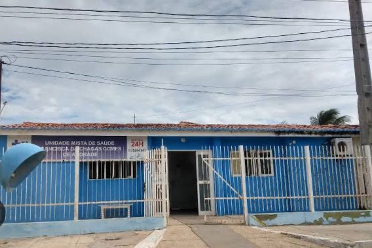 MORADORA DENUNCIA DESCASO DA SECRETARIA DE SAÚDE E CRITICA GESTÃO DE PORTO DO MANGUE