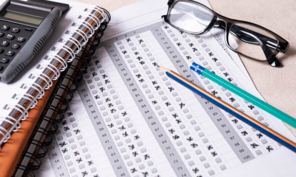 MANOBRA ESCANDALOSA? PREFEITURA DE PENDÊNCIAS TENTA DEIXAR CONCURSO EXPIRAR NA CALADA!